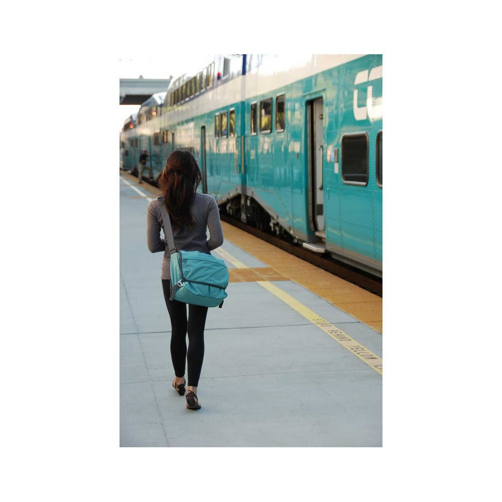 NkKlrFhAQ8iFCN7Xc9iz_STM_20-_20SPIRIT_20Nomad_20laptop_20shoulder_20bag_20DISTEXPRESS.HK_2005.jpg
