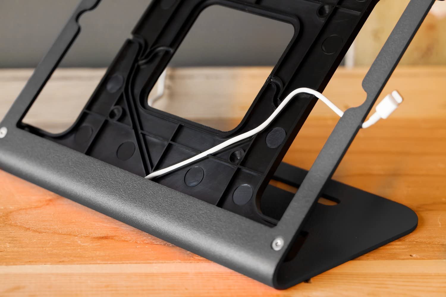 Kensington WindFall® Tablet Stand