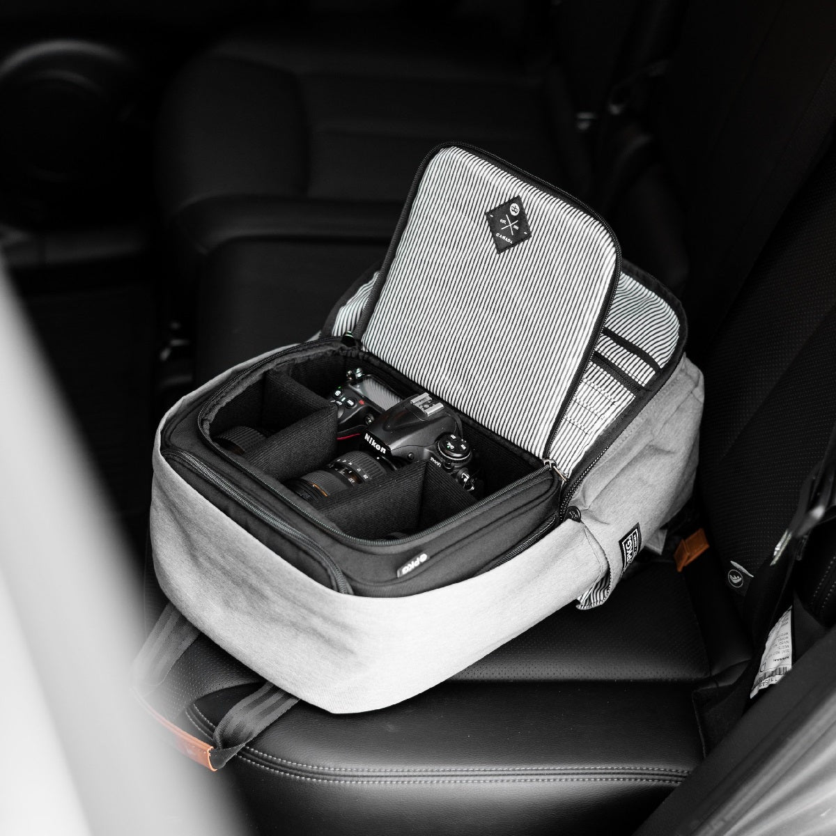 PKG-POLSON-Camera-Bag-fast-opening.jpg