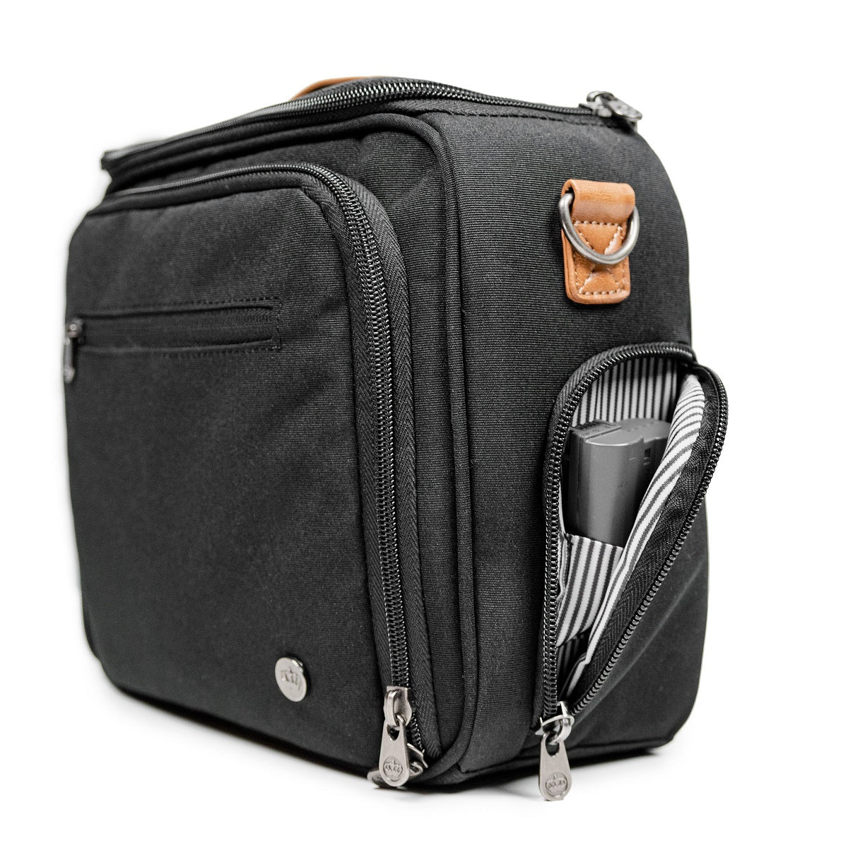 PKG-POLSON-Camera-Bag-open-side-pocket.jpg