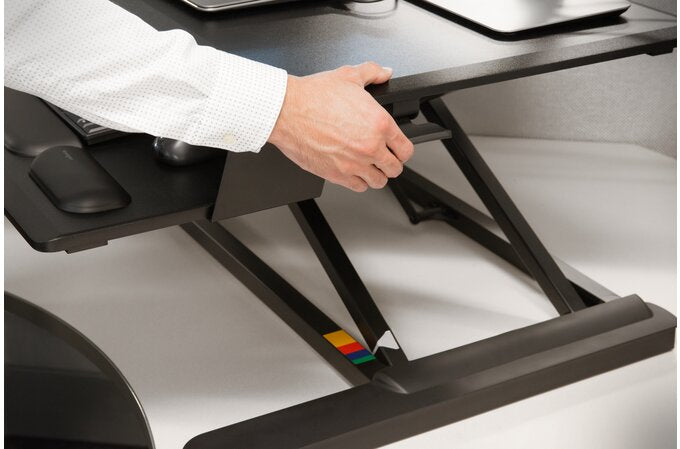 Kensington_Smartfit_Sit_stand_desk_height_adjustment.jpg
