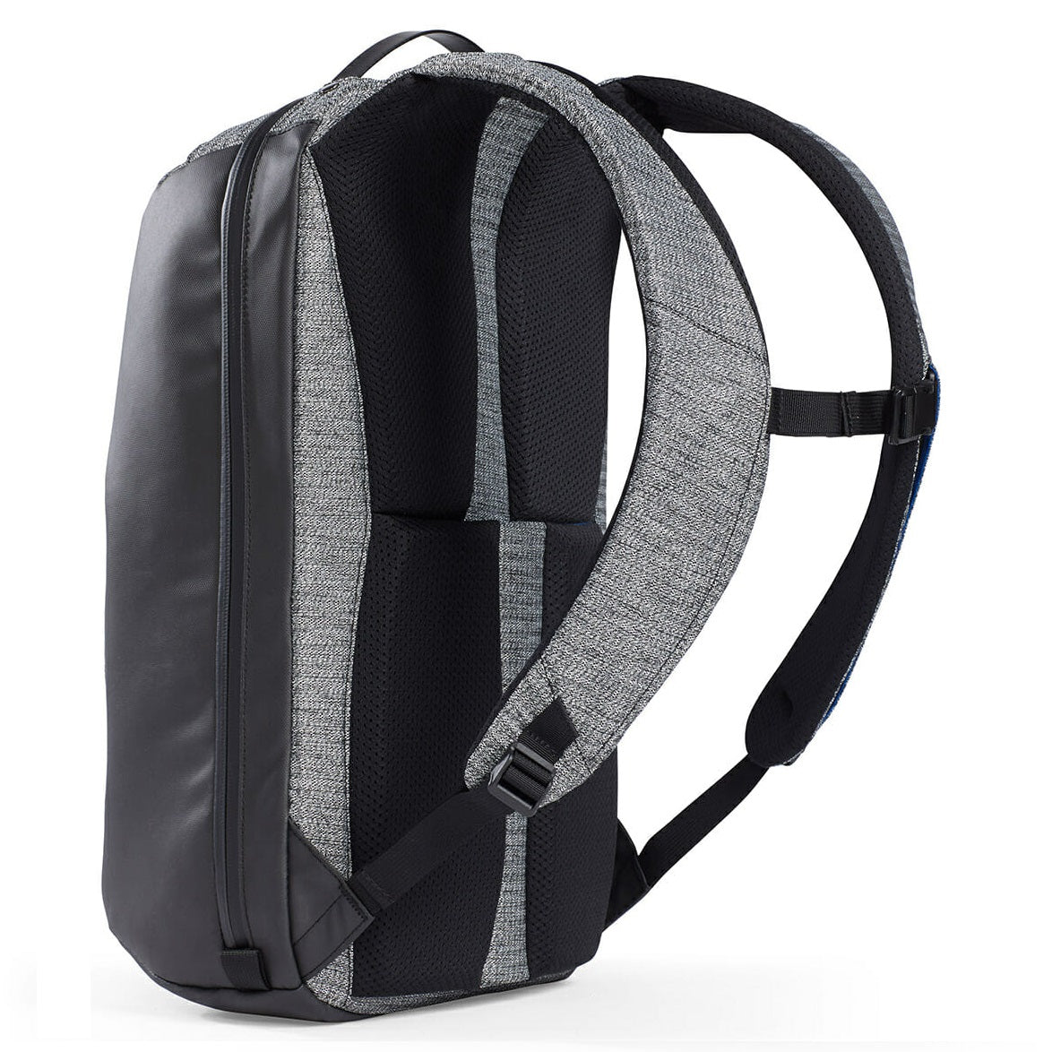STM MYTH 18L Backpack GRANITE BLACK